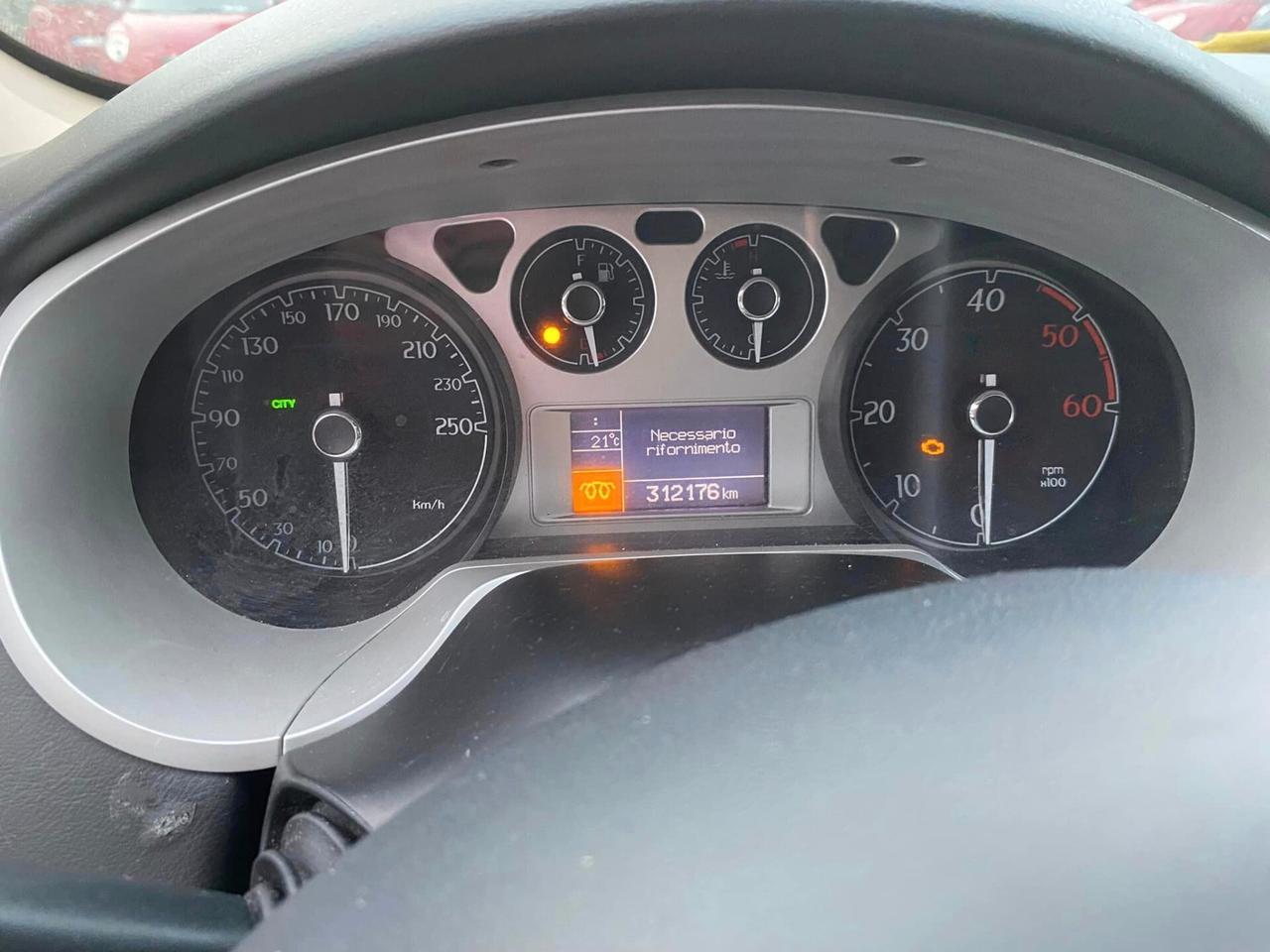 Lancia Delta 1.6 MJT DPF Argento