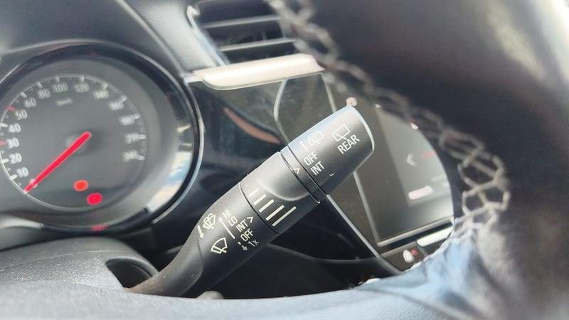 Opel Corsa 1.2 Edition 75cv MT5