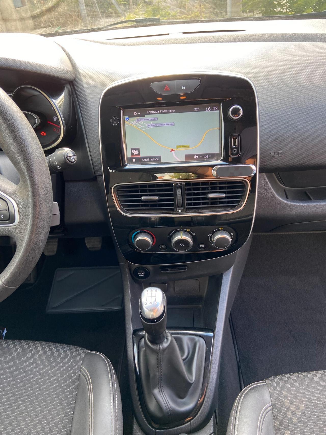 Renault Clio dCi 8V 75 CV