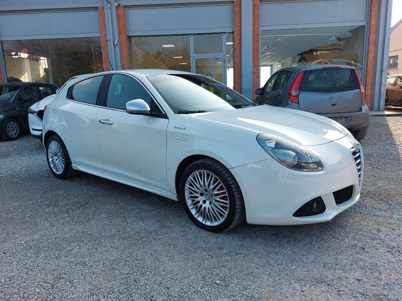 Alfa Romeo Giulietta 2.0 JTDm-2 170 CV TCT STUPENDA