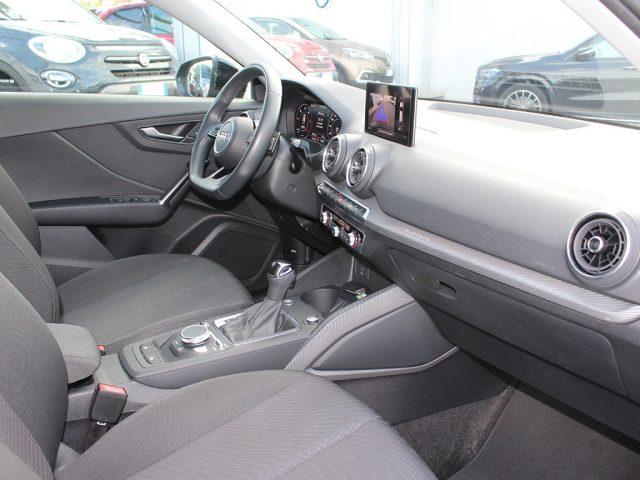 AUDI Q2 35 TDI quattro S tronic Identity Black
