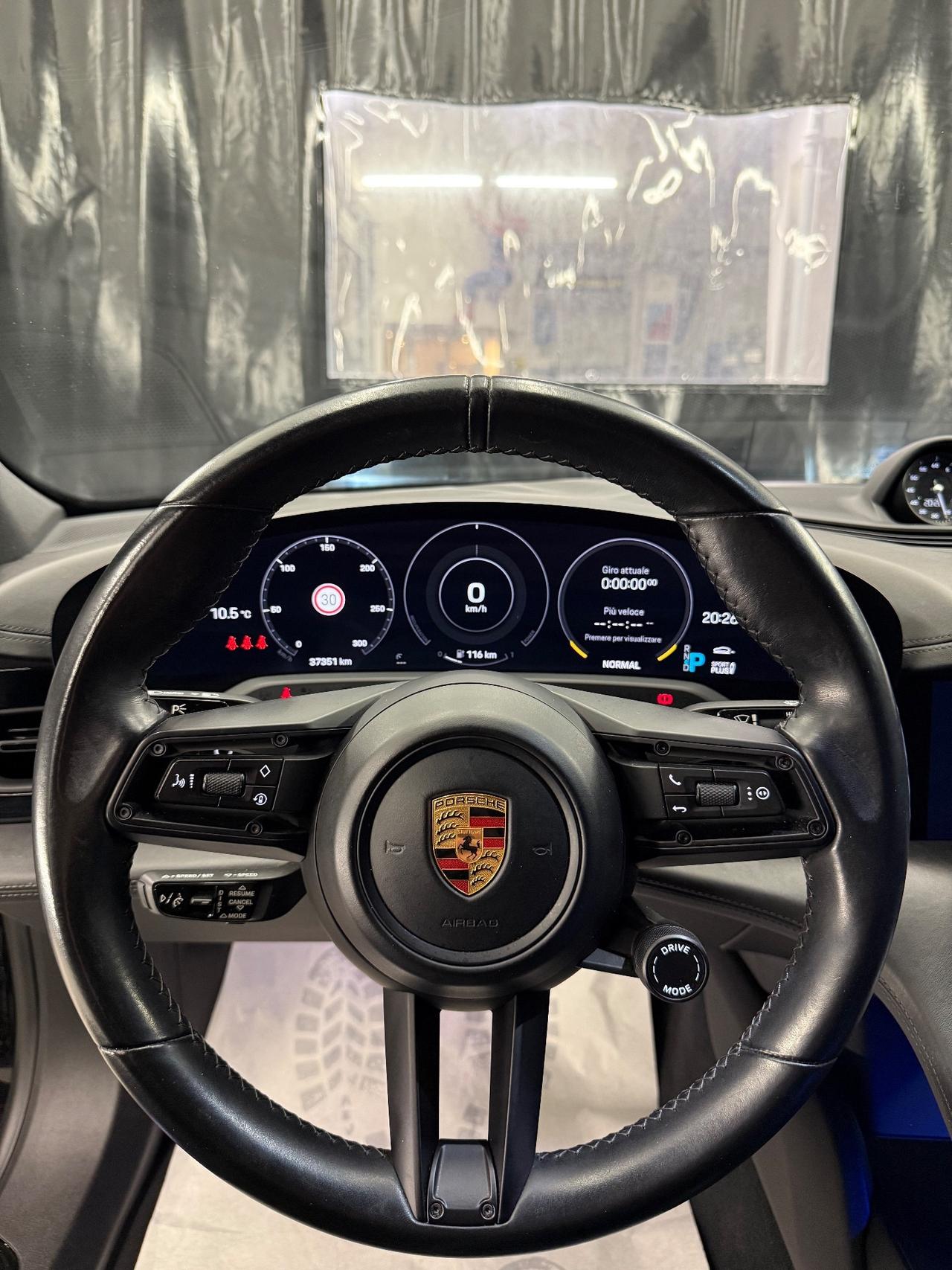 Porsche Taycan 4S