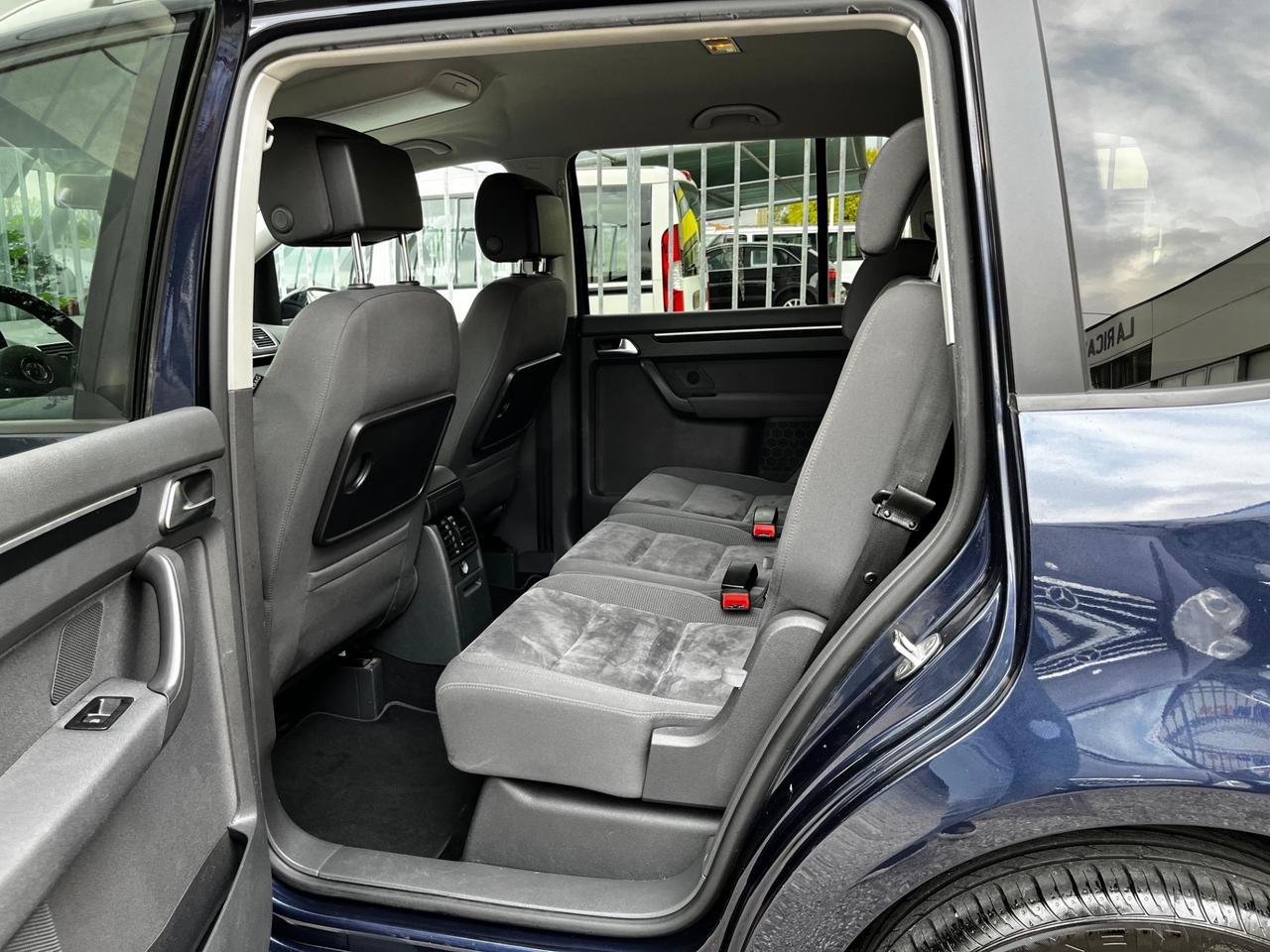 Volkswagen Touran Business 1.4 DSG Highline EcoFuel