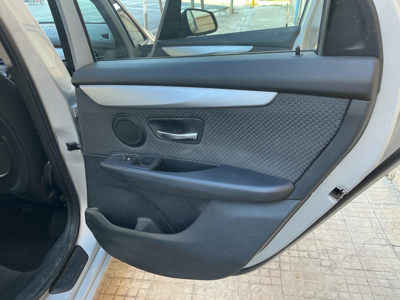 Bmw Serie 2 Gran Tourer 216d Advantage