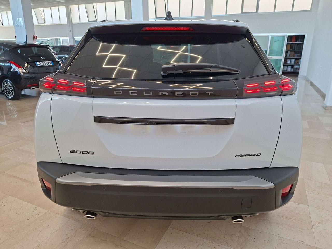 Peugeot 2008 1.2 hybrid ALLURE 145cv e-dcs6 KM ZERO !!!
