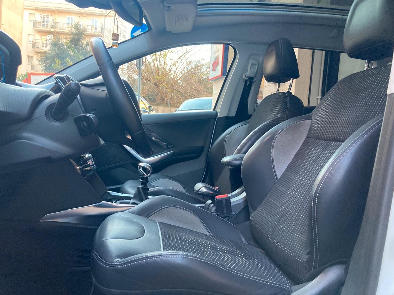 Peugeot 2008 1.6 e-HDi - 90000km! - 2014