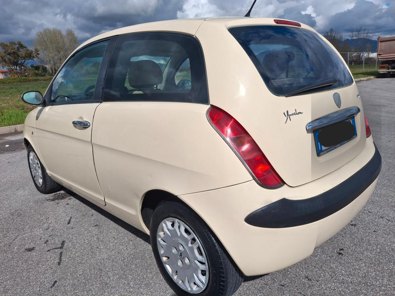 Lancia Ypsilon 1.3 Multijet 16V Platino-DIESEL-