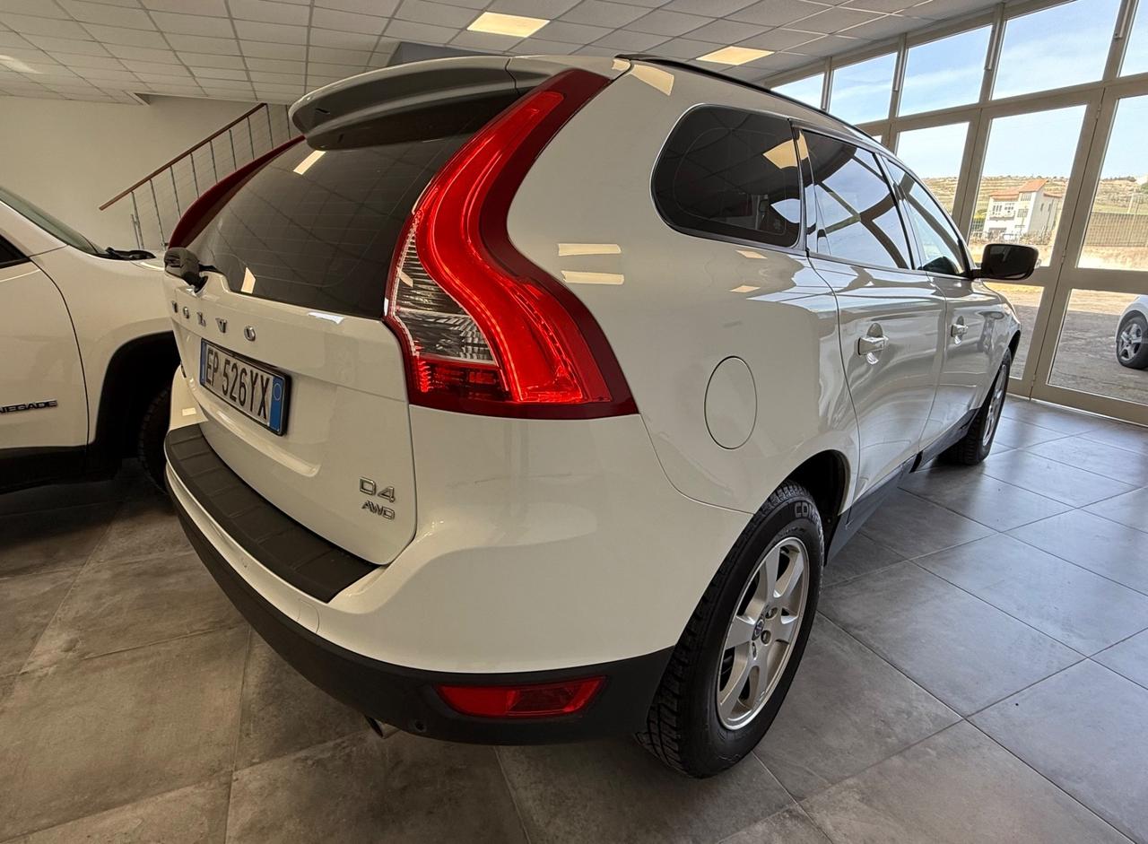 Volvo XC 60 XC60 D5 AWD Geartronic Momentum