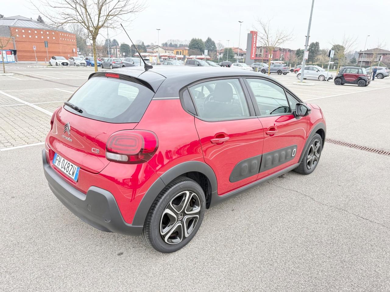 Citroen C3 PureTech 1.2 82Cv*Neopatentati*Navi*Camera*Controllo Corsia
