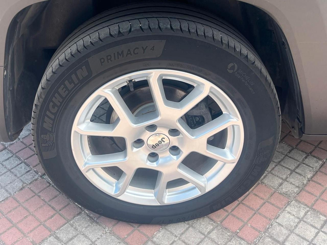 Jeep Renegade 1.6 Mjt 130 CV Longitude