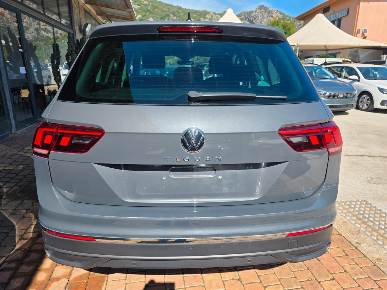 Volkswagen Tiguan 2.0 TDI 150 CV SCR DSG Elegance