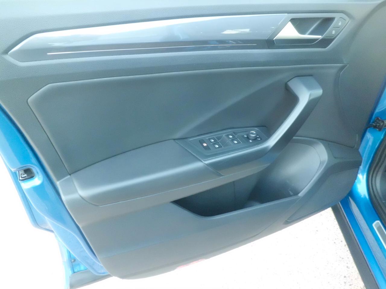 Volkswagen T-Roc 2.0 TDI SCR 150 CV DSG R-Line