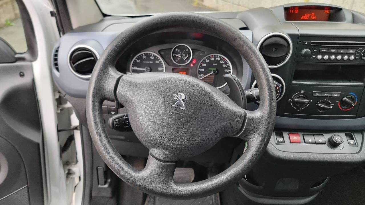 Peugeot Partner Parter trasporto disabili