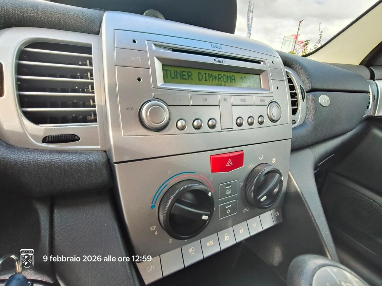 Lancia Ypsilon 1.2 69 CV Diva