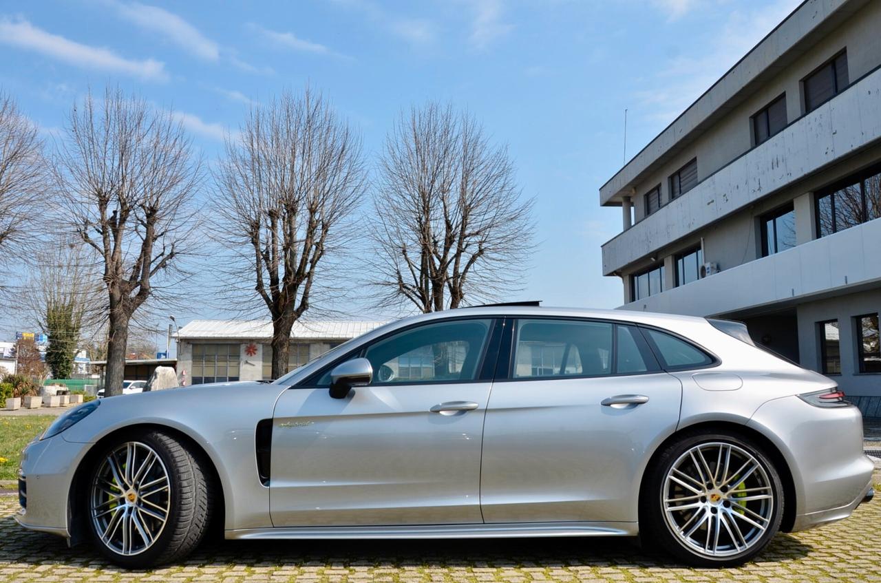 PORSCHE PANAMERA SPORT TURISMO 2.9 4 E-HYBRID PLUG-IN 330cv PDK, SERVICE PORSCHE, TETTO, SOFT CLOSE, BOSE, FARI PDLS, SOSPENSIONI PNEUMATICHE, PERMUTE