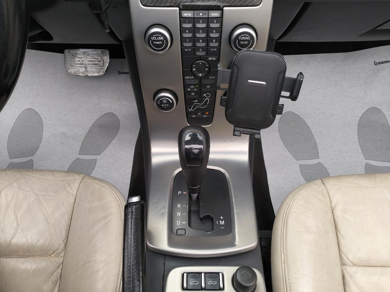 Volvo C70 2.0 D Powershift Summum