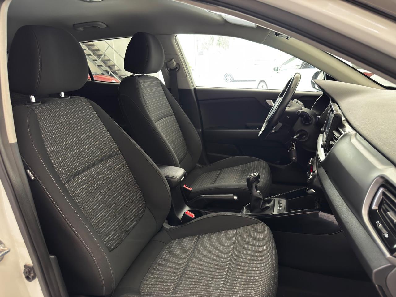 Kia Stonic 1.4 MPI 100 CV Urban