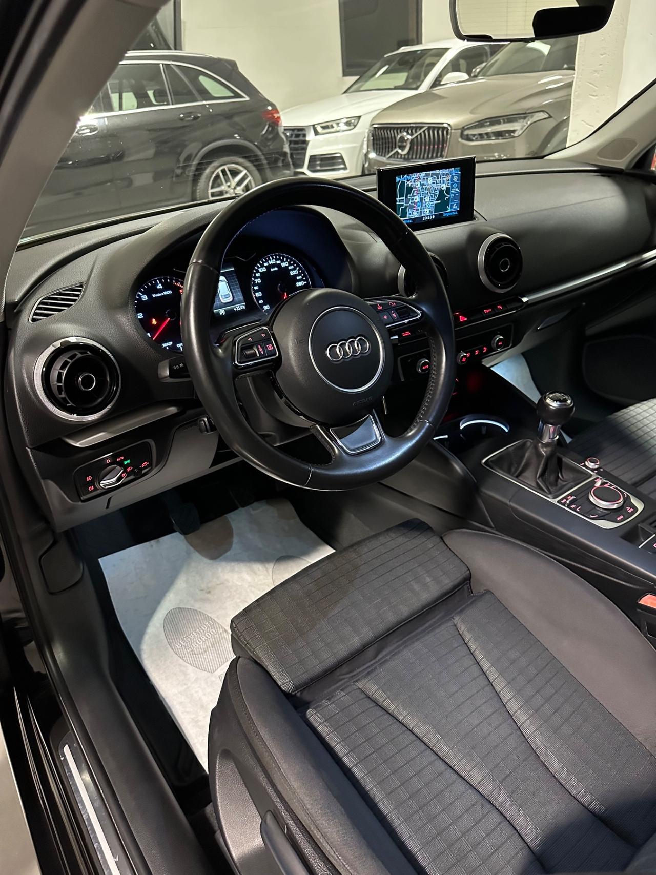 Audi A3 SPB 1.6 TDI clean diesel Ambiente