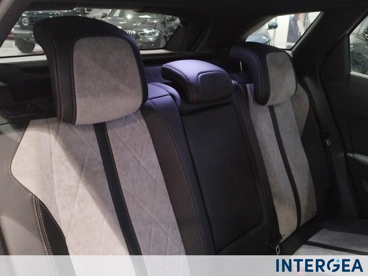 PEUGEOT 3008 1.6 hybrid4 phev GT 300cv e-eat8