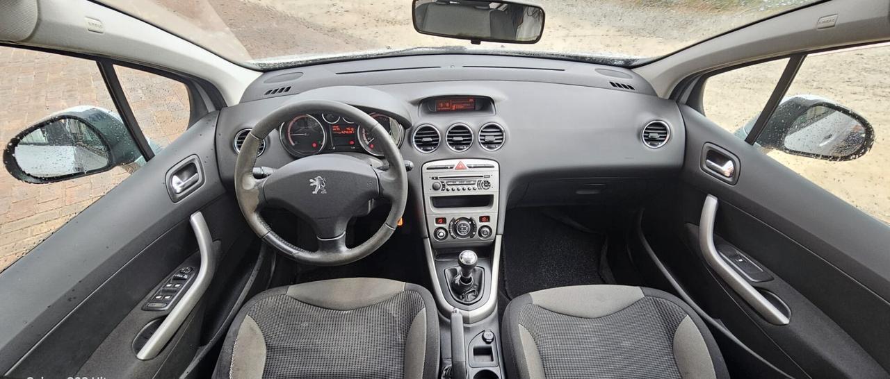 Peugeot 308 1.6 HDi 90CV FAP 5p. Premium