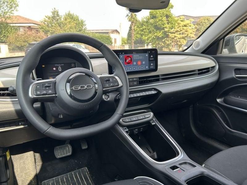 FIAT 600 Hybrid 145 CV DCT MHEV NAVI+KEYLESS+CAMERA