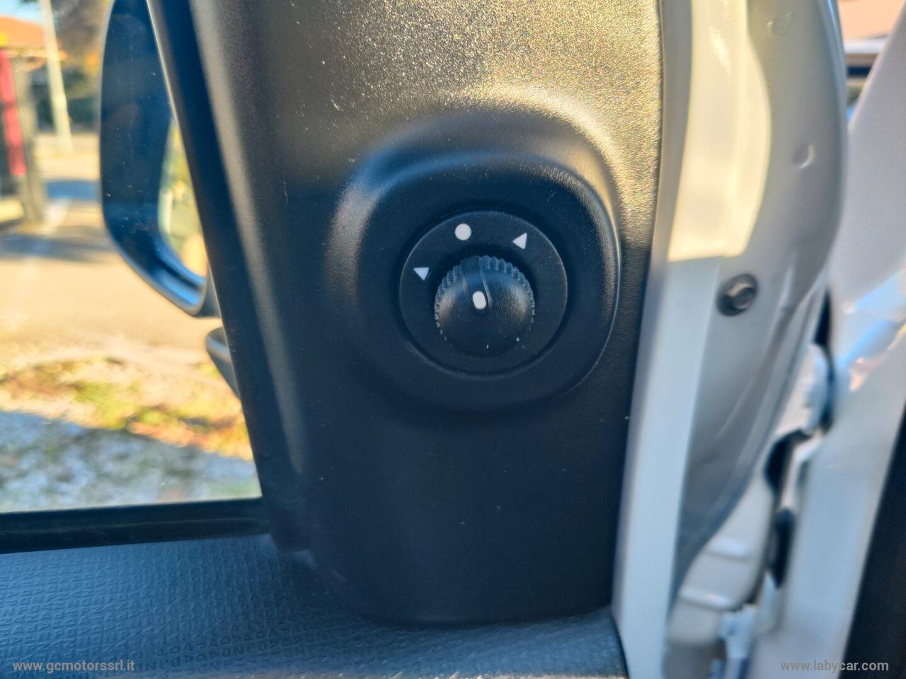 Fiat Panda 1.0 GSE S&S Hybrid Street Van 4 posti
