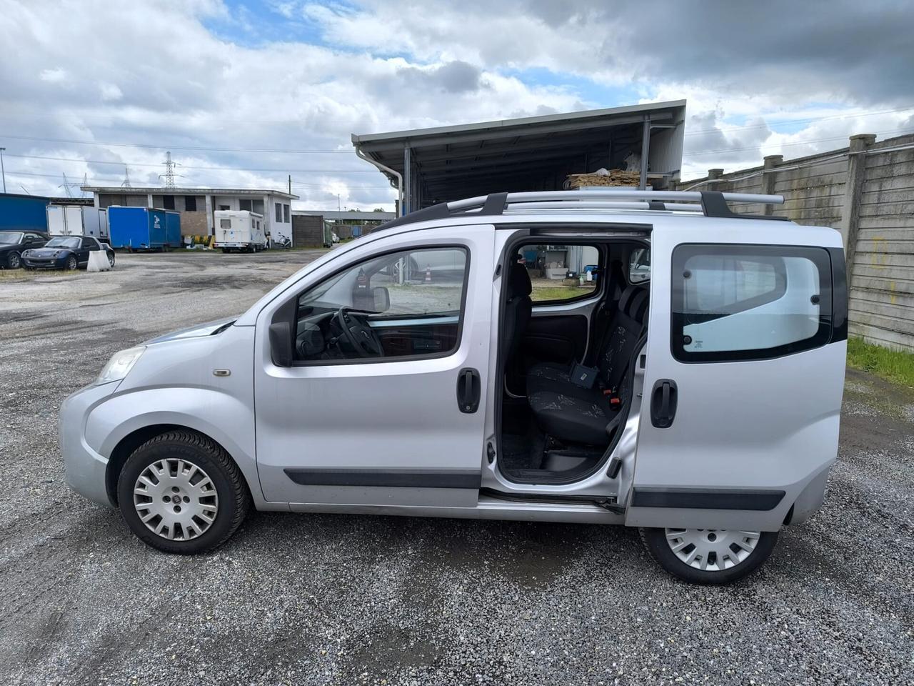 Fiat Qubo 1.3 MJT 75 CV Trekking