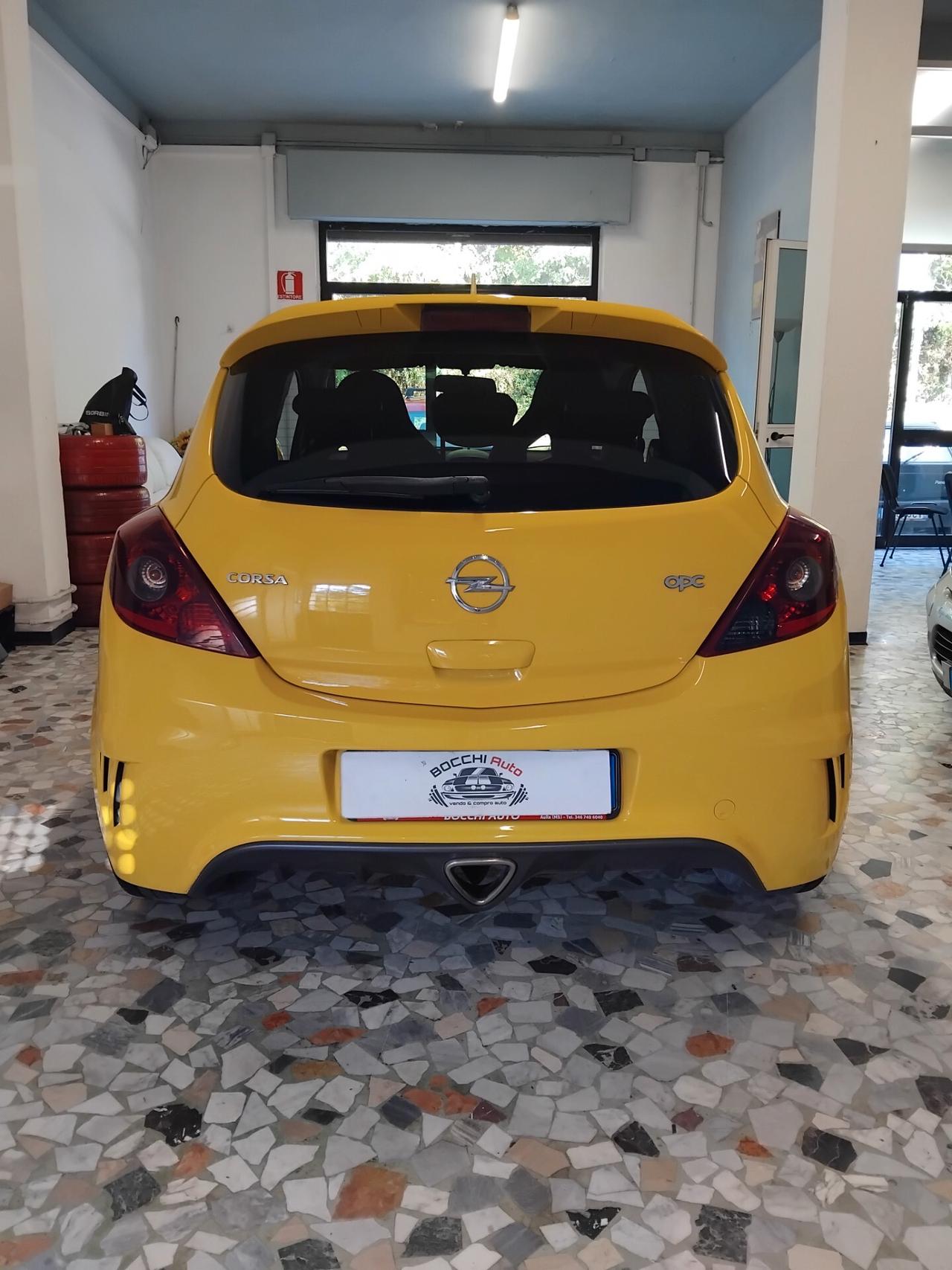 Opel Corsa 1.6 T 192CV 3 porte OPC