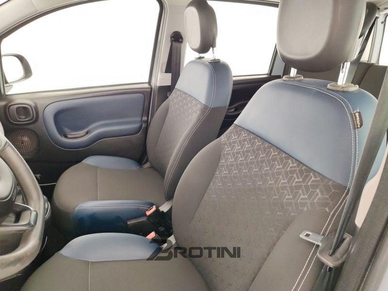 FIAT Panda Cross Panda 1.0 firefly hybrid City Cross s&s 70cv