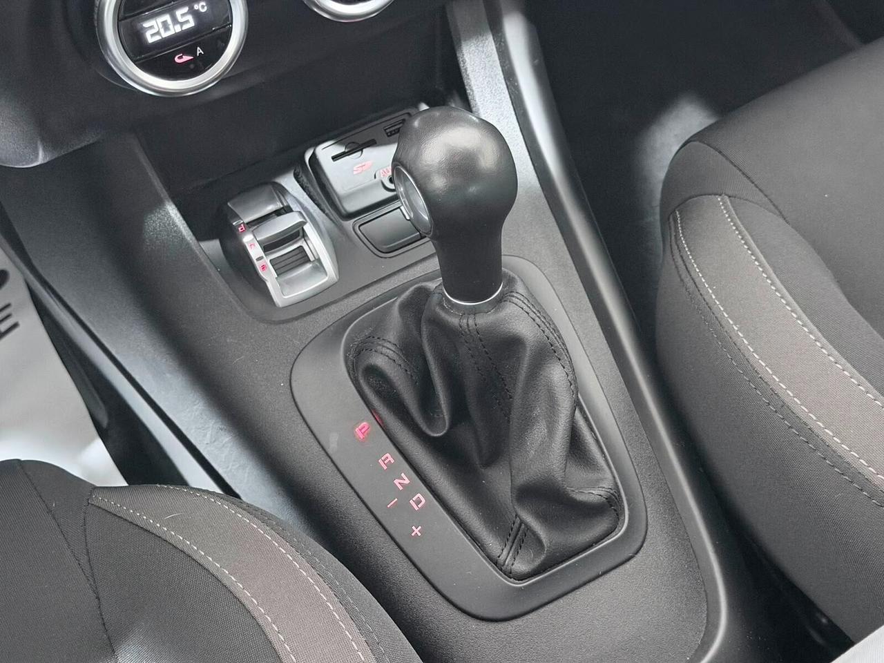 ALFA ROMEO GIULIETTA 1.6JTDm 120cv AUTOMATICA 2019