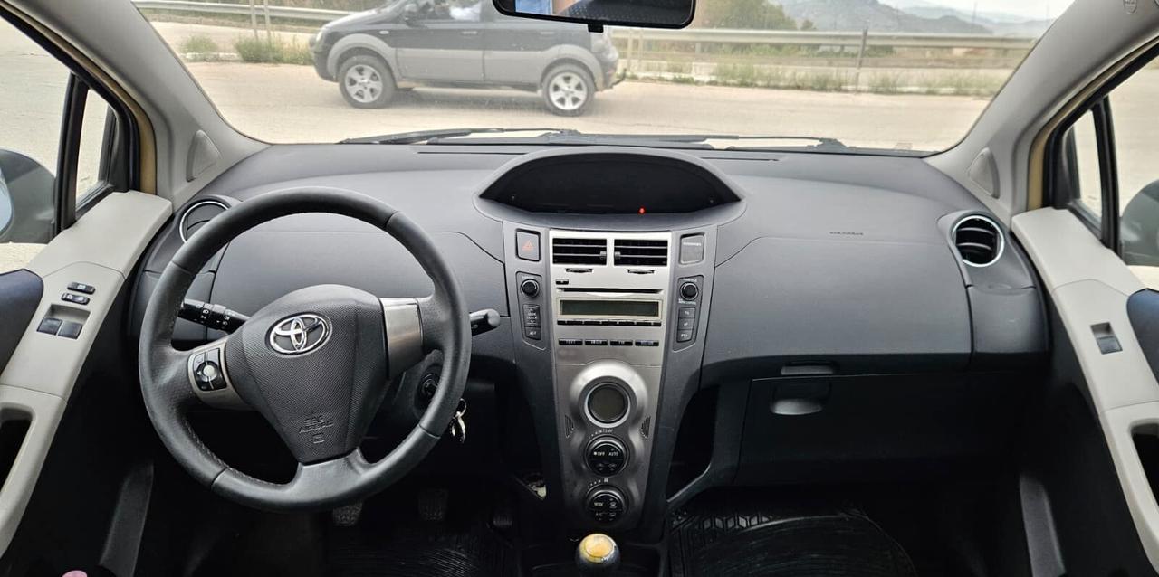 Toyota Yaris 1.4 Diesel 5 porte Navi