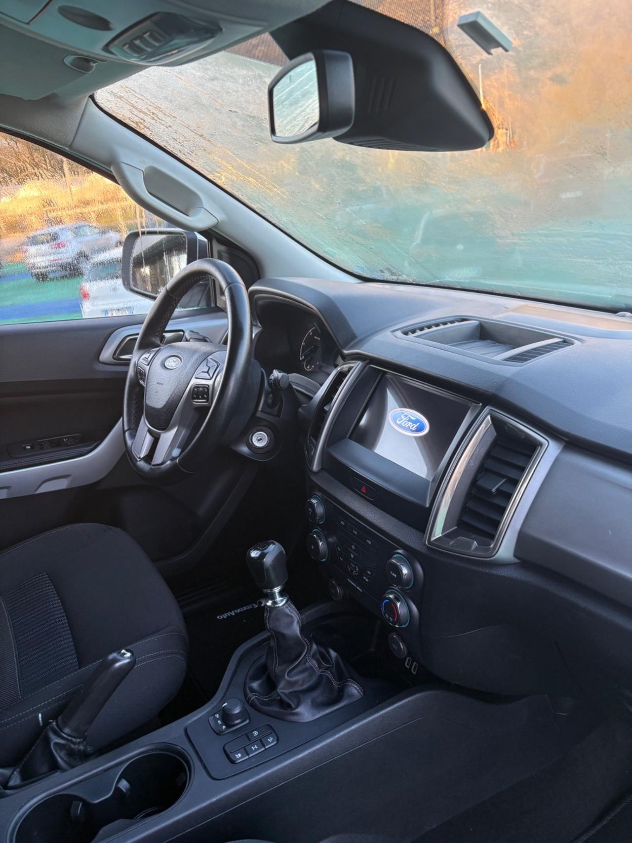 Ford Ranger 2.0 TDCi DC XLT 5 posti