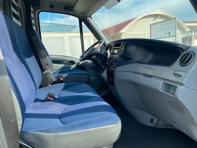 Iveco Daily 35C15 3.0 Hpi PL-RG Cabinato