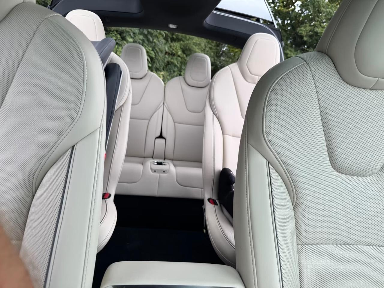 Tesla Model X Plaid 1020CV