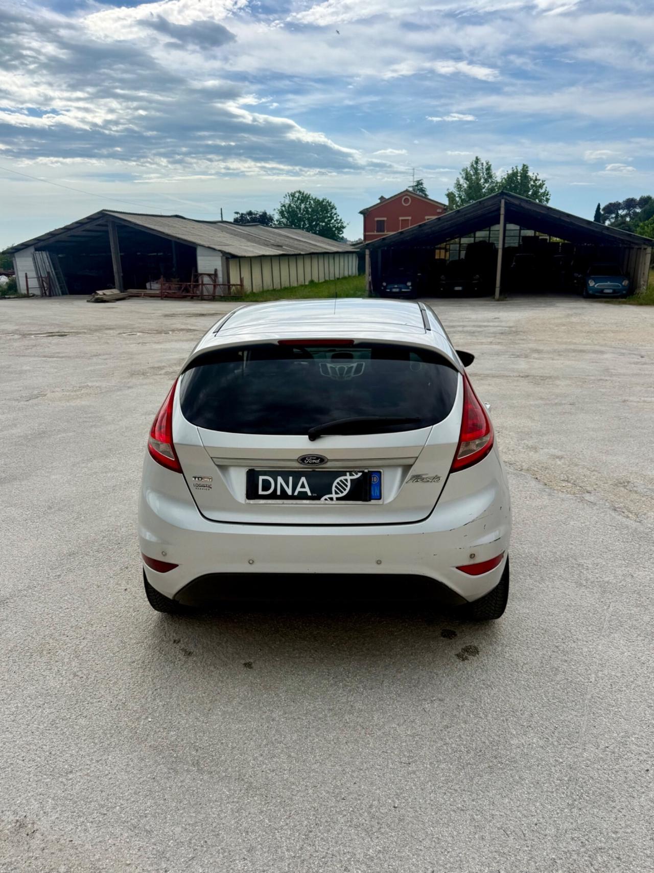 Ford Fiesta Diesel titanium 1.4 TDCi NEOPATENTATI