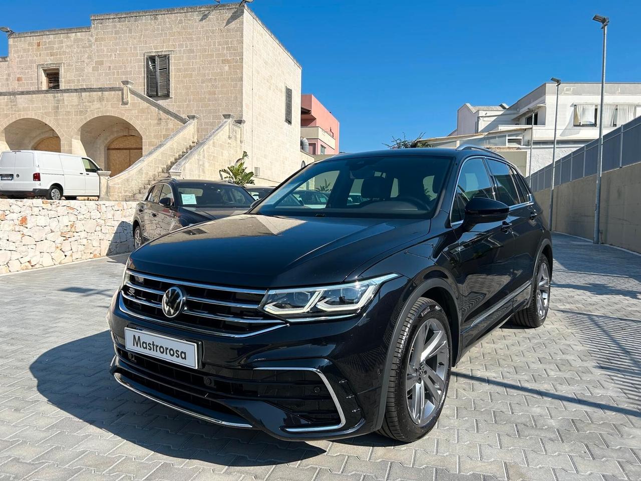 Volkswagen Tiguan 2.0 TDI 150 CV SCR DSG R-Line