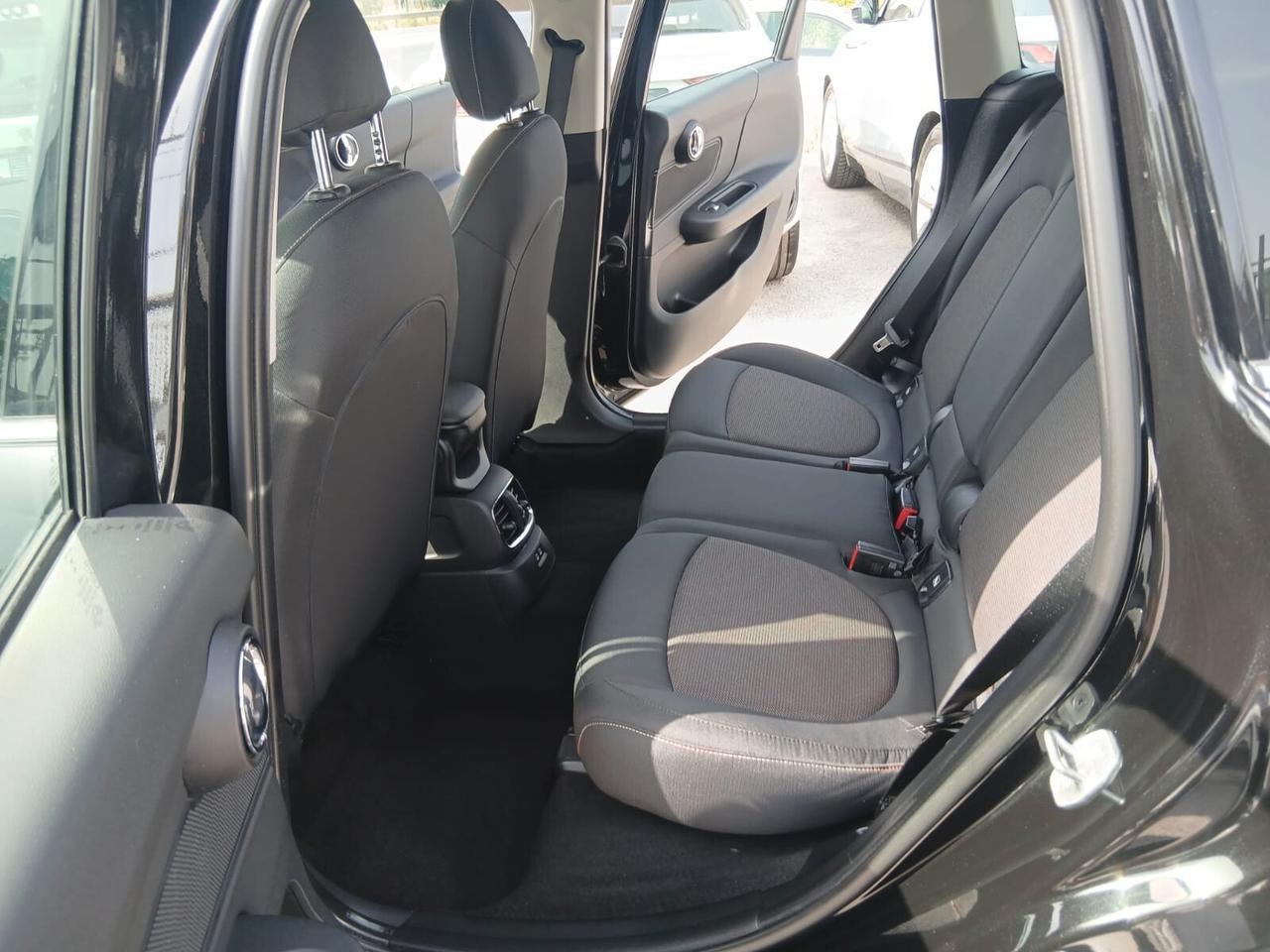 Mini One D Countryman 2.0 Cooper Essential ALL4
