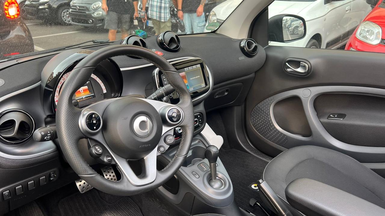 Smart ForTwo 90 0.9 T twinamic cabrio Superpassion 2019