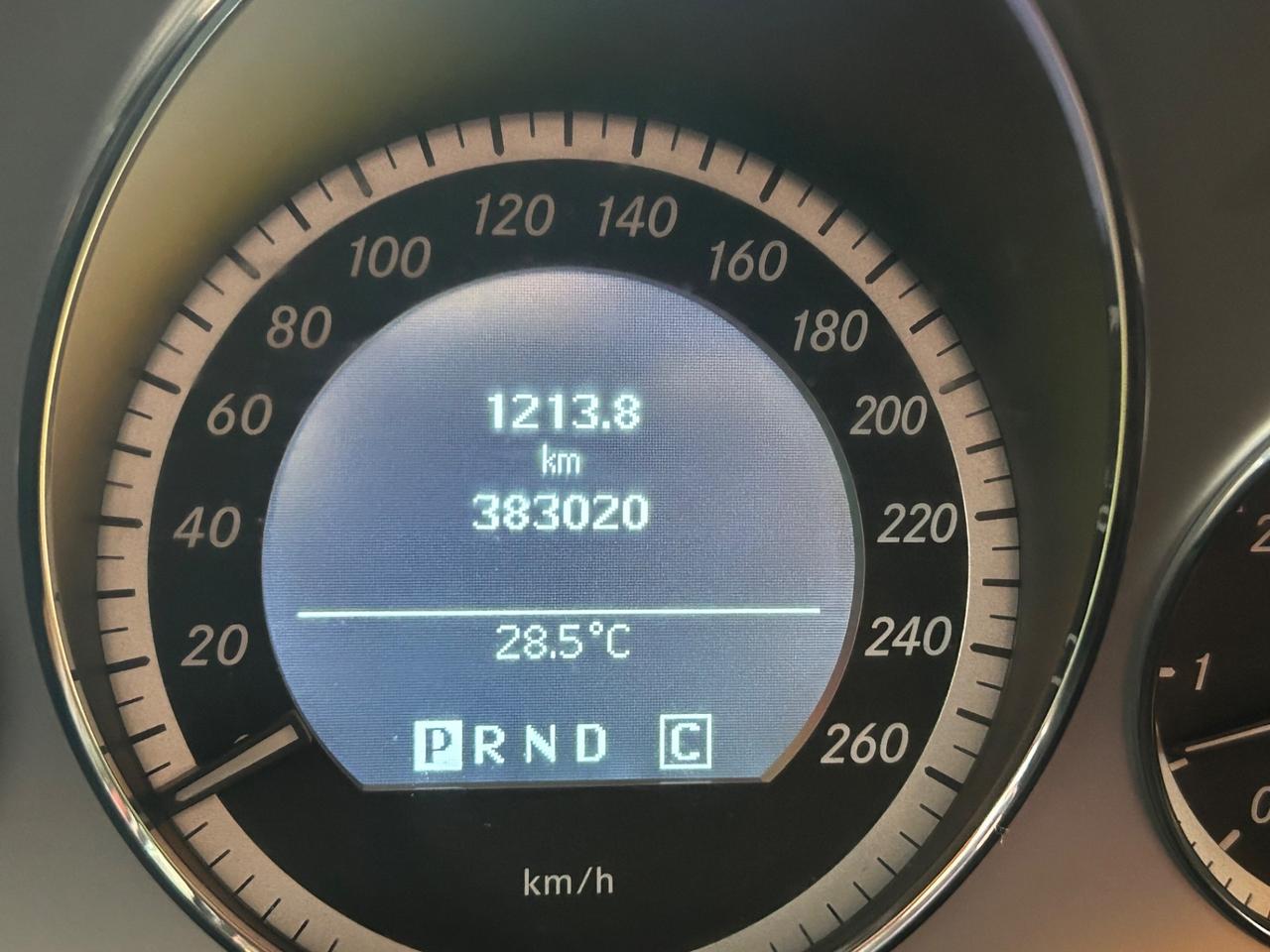 Mercedes-Benz E 350 CDI BlueEFFICIENCY Avantgarde