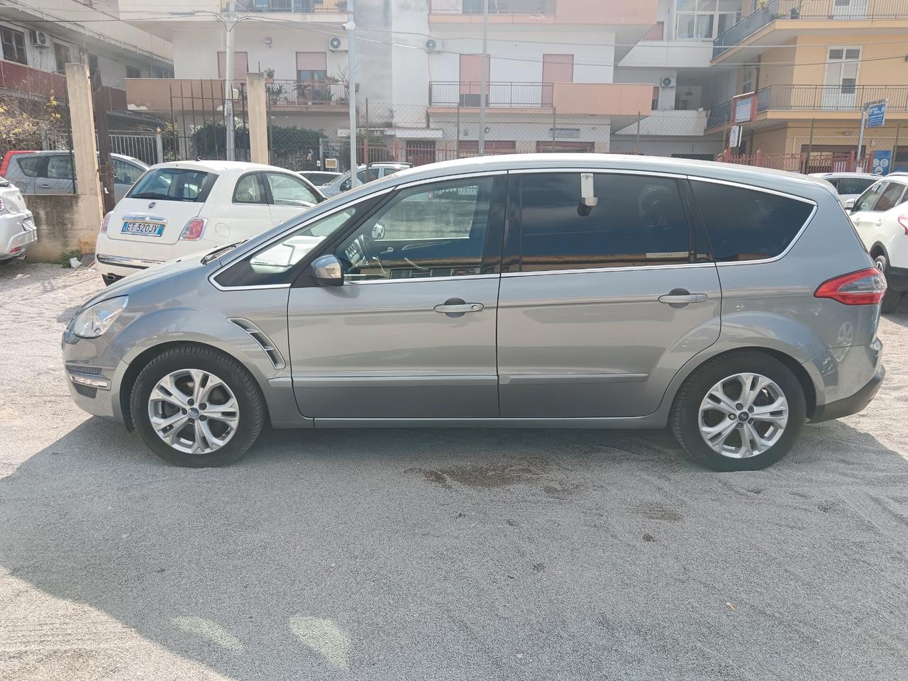 Ford S-Max 2.0 TDCi 163CV Powershift Tit. DPF