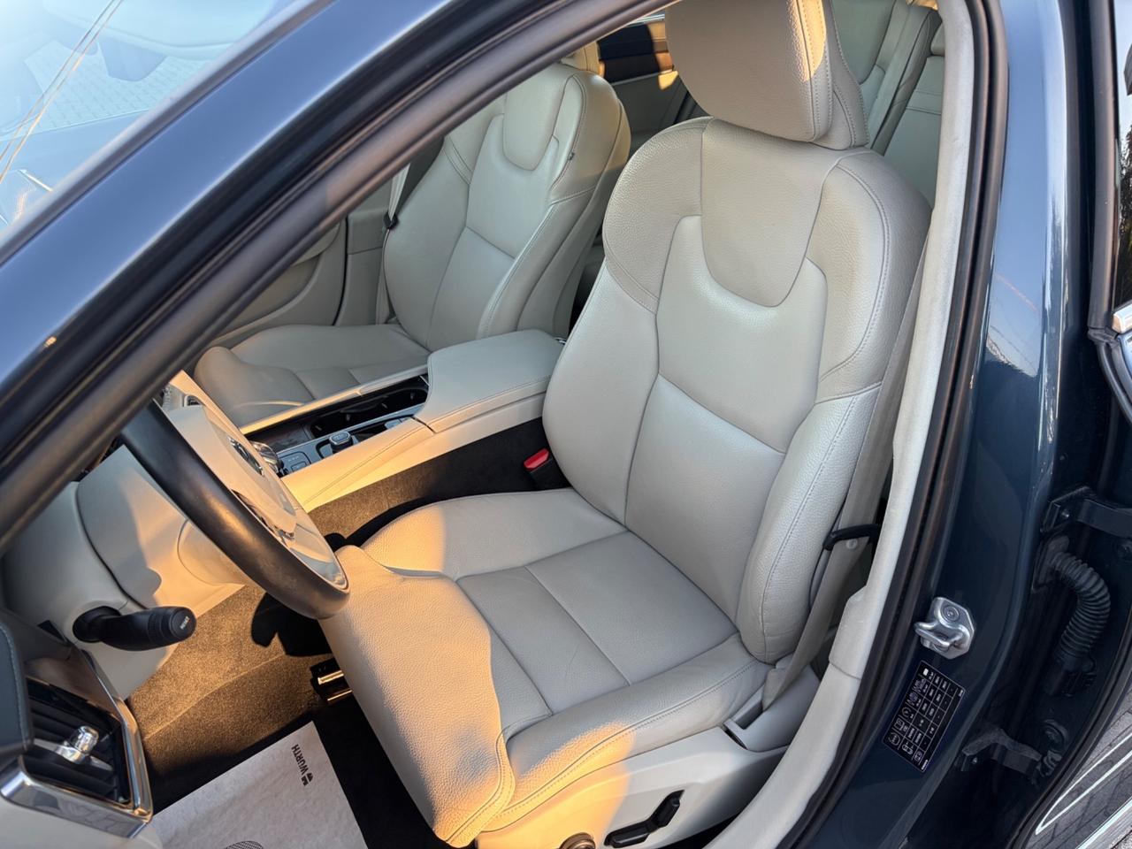 Volvo V90 B5 (d) AWD automatico Ultimate Dark