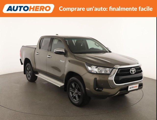 TOYOTA Hilux 2.4 D-4D 4WD 4 porte Double Cab Lounge
