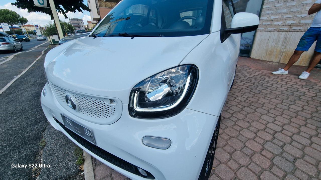 Smart ForTwo 90 0.9 Turbo twinamic PASSION * LED+ PANORAMA*