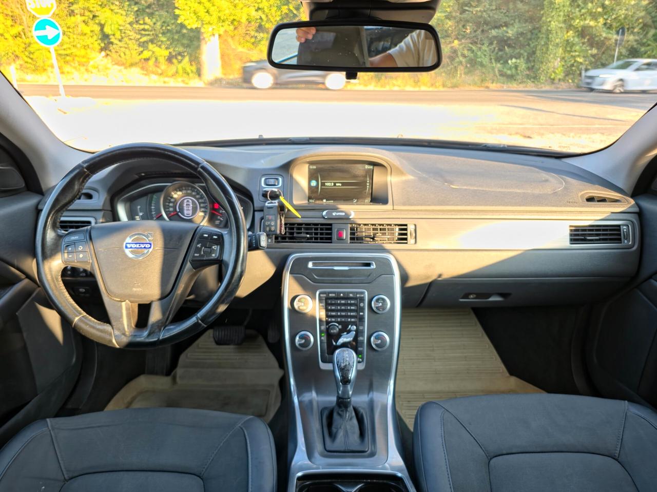 Volvo XC 70 XC70 D4 Geartronic Summum CV-181 E5B Automatica 2014