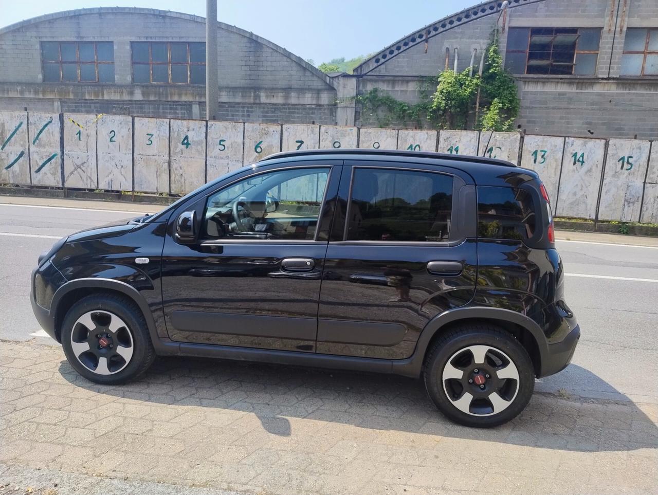 Fiat Panda Cross 1.0 Hybrid FULL OPTIONAL LEGGI BENE