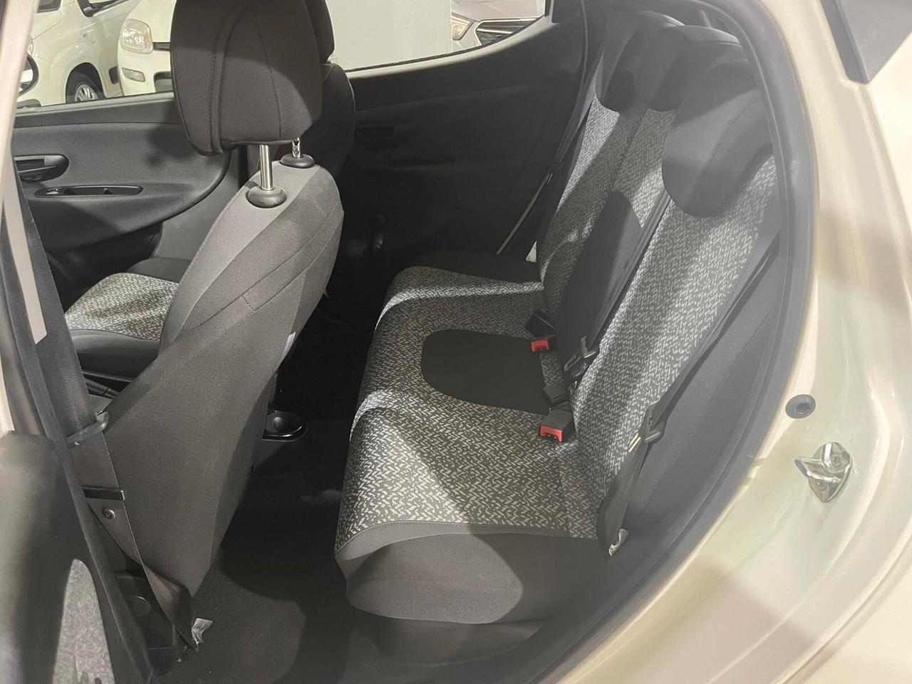 Lancia Ypsilon 1.2 69 CV 5 porte S&S Elefantino Blu