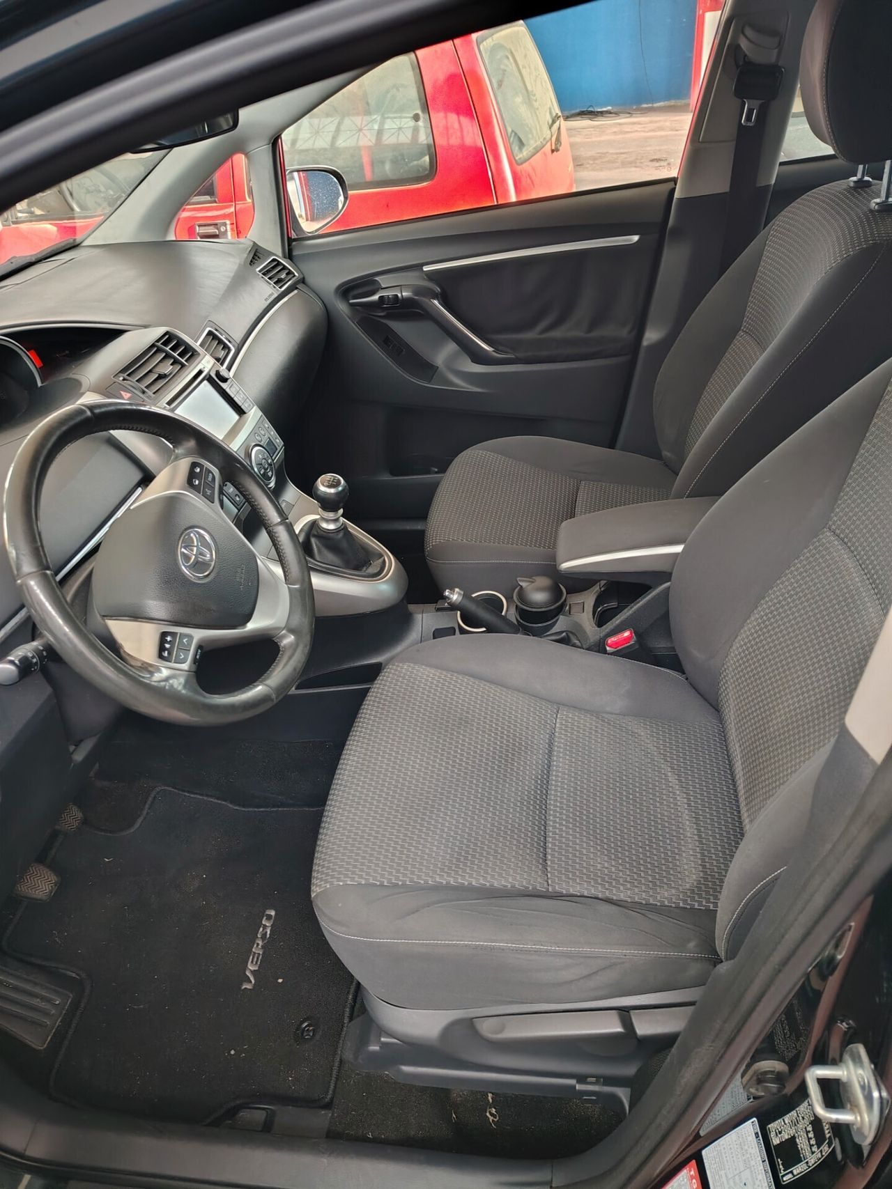 Toyota Verso 2015 photo 3