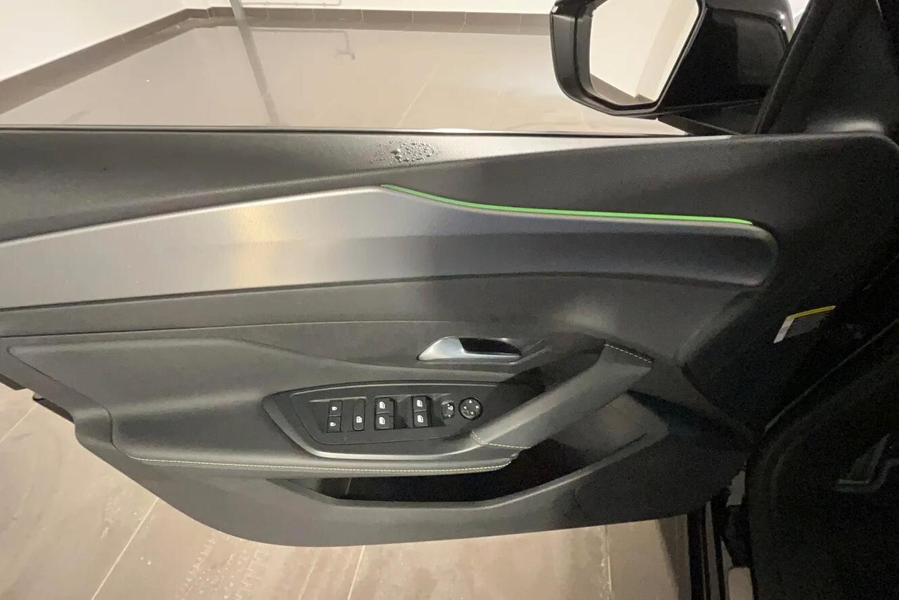 Peugeot 408 PureTech 130 S&S EAT8 GT