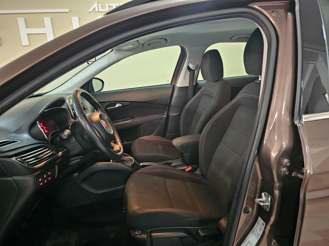 Fiat Tipo 1.6 Mjt S&S DCT SW Lounge