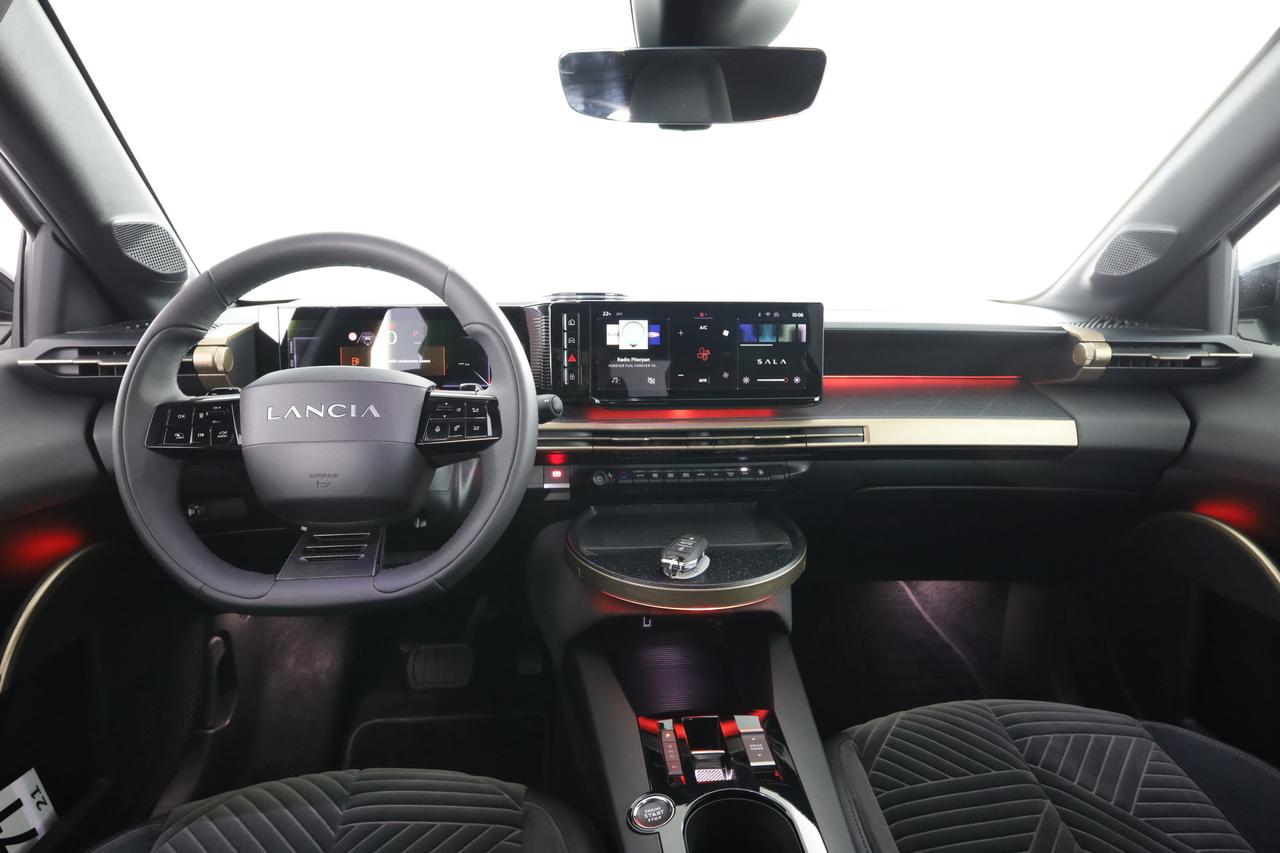 LANCIA Ypsilon 4° serie Ypsilon Hybrid e-DCT LX